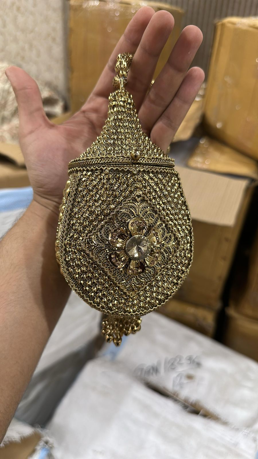 POCKET SHAPE METAL INDIAN CLUTCH